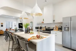 The Outrider - 4BR Bunk Suite · Mins to Downtown | - Image 5