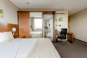 Serviced Apartment with 1 Parking Space | UN1105 - Image 2