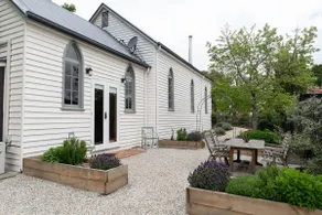 The Old Trentham Church - Image 5
