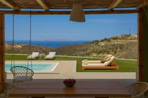 Oliva Emerald Eco - Secluded Off-Grid Vineyard Villa - Image 2