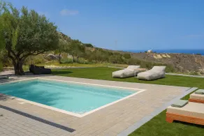 Oliva Emerald Eco - Secluded Off-Grid Vineyard Villa - Image 3