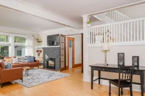 Historic Appleton Mansion-Sleeps 13 & Free Parking - Image 2