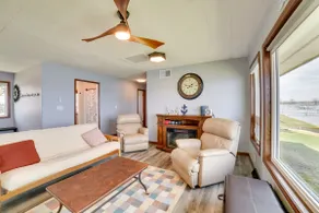 BBQ Ready: Lakefront Retreat in Watertown - Image 5