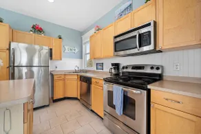 The Cattail - 26 Meadowview - Image 2