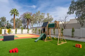 The Lazy Palm Private Lazy River Pickleball - Image 3