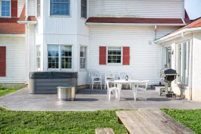 Amish Country Getaway w/ Hot Tub & Views - Image 5