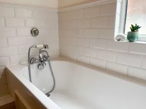 Elegant 1BR Retreat | Southend w/ Parking - Image 5