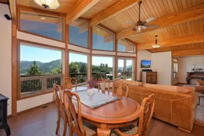 Beautiful Home Above Lake Shasta - Image 5