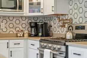 FLX Farmhouse | Seconds to Lake and Wineries - Image 4
