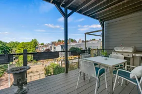 Luxury 3-level 3BR with roof deck, balcony, garage - Image 2