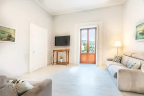 Maramia Luxury Apartment - Image 4