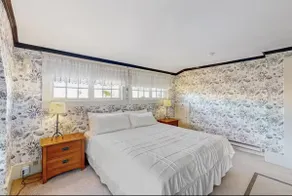 Campton House of Eureka - Image 2
