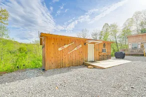 Secluded on 10 Acres: Livingston Getaway w/ Sauna! - Image 2