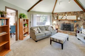 Hike, Golf, Ski & More: Family Home in South Weber - Image 4