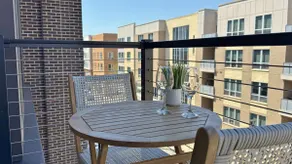 Bridge Park ~ Dublin 1BR/1BA Wonderfully Decorated - Image 2