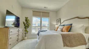 Bridge Park ~ Dublin 1BR/1BA Wonderfully Decorated - Image 4