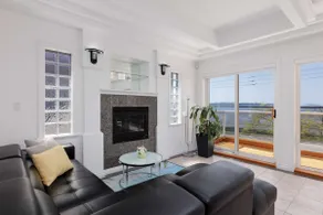 Ocean View Getaway - Image 3