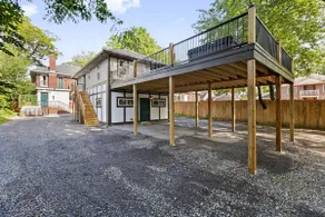McLean Manor w/Hot Tub (Guest House) - Image 2