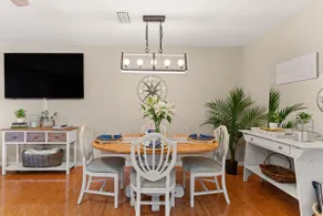 Sandy Tails - 5 bedrooms! - Image 2