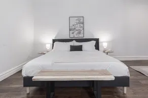 Modern 3Br Downtown Oasis: Zoo| Park | The Arch - Image 3