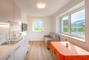 Chambre privée avec internet haut débit, jardin et terrasse | Vue montagne - Image 3