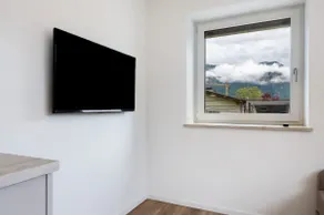 Chambre privée avec internet haut débit, jardin et terrasse | Vue montagne - Image 5