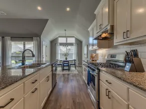 6017 Cozy Corner - Great Location! - Image 3