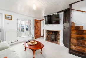 Cosy 1-Bedroom Cottage Retreat in Charming Elloughton - Image 3