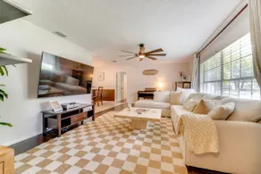 Private Outdoor Oasis w/ Pool: Home in Longwood! - Image 3