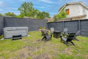 Suite Magnolia-Hot Tub-Pet Friendly, Mins 2 DT - Image 3