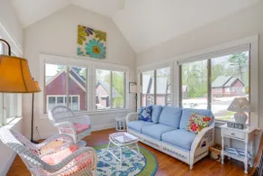Lake Access & Pools: Sun-soaked Westford Cottage! - Image 5