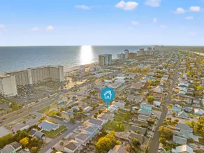 Just Beachy – 2BR Dog-Friendly Townhouse Near Beaches & Attractions! - Image 4