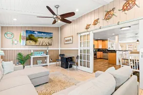 Just Beachy – 2BR Dog-Friendly Townhouse Near Beaches & Attractions! - Image 2