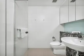 CBD comfort | Cityscape views meet poolside living - Image 2