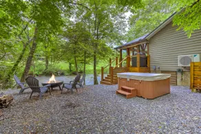 River Cottage of Blue Ridge - Soak Away Your Cares - Image 3