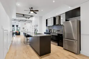 Urban Chic|3BR Loft Retreat- Plateau w/ Parking - Image 3