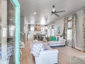 Boomer Bungalow - Image 5