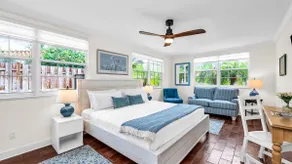 Palm Beach Retreat Pool Walk to Intracoastal - Image 3