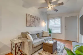 2bed Casita / Dog Park / Gated Parking / Unit 1 - Image 3