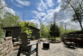 Romantic Cottage w/ Hot Tub & Views - Image 5