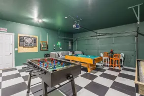 Family Retreat w/ Ultimate GameRoom near Park - Image 3