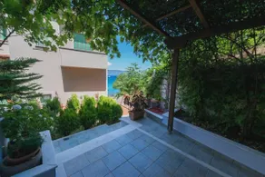 Studio on Agia Efimia seaside - Image 2