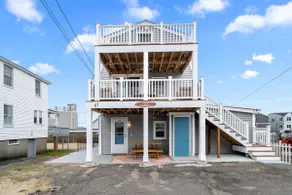 Salisbury Sol | Pet Friendly | Private Balconies - Image 4