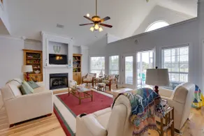 Fish, Boat & Unwind: 'creekside Oasis' in Darien! - Image 3