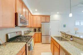 Near Portland trails: Walkable Apartment w/ Deck - Image 3