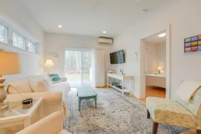 Near Portland trails: Walkable Apartment w/ Deck - Image 5
