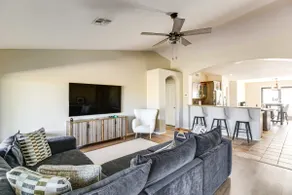 Newly Renovated Home w/ Pool Access in Tucson! - Image 3