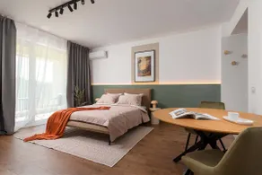 Hubix Suites | City of Mara M11-33 - Image 2