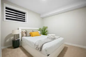 2BR Private Suite! Free Banff Pass - Image 3