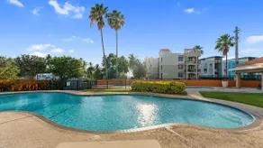 Beach access apartment at Bahia Serena 104 - Image 3